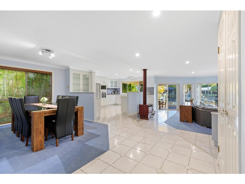 2 Pennant Court, Birkdale QLD 4159