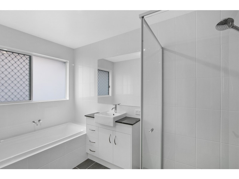 7 Benfer Road, Victoria Point QLD 4165