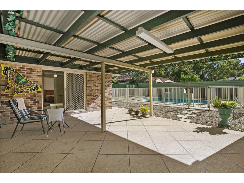 32 Fairway Drive, Redland Bay QLD 4165