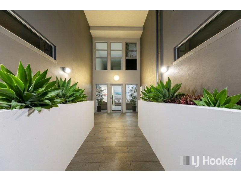 27/7-13 Shore Street East, Cleveland QLD 4163