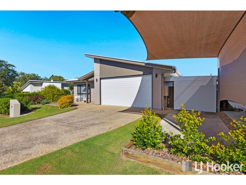 1 Parklink Drive, Redland Bay QLD 4165
