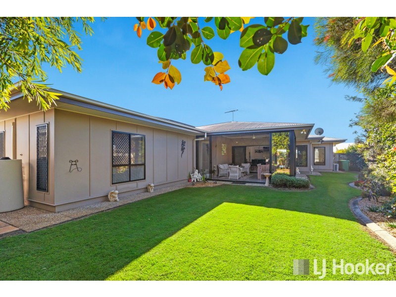 1 Parklink Drive, Redland Bay QLD 4165