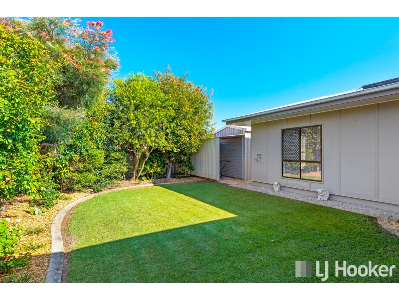 1 Parklink Drive, Redland Bay QLD 4165