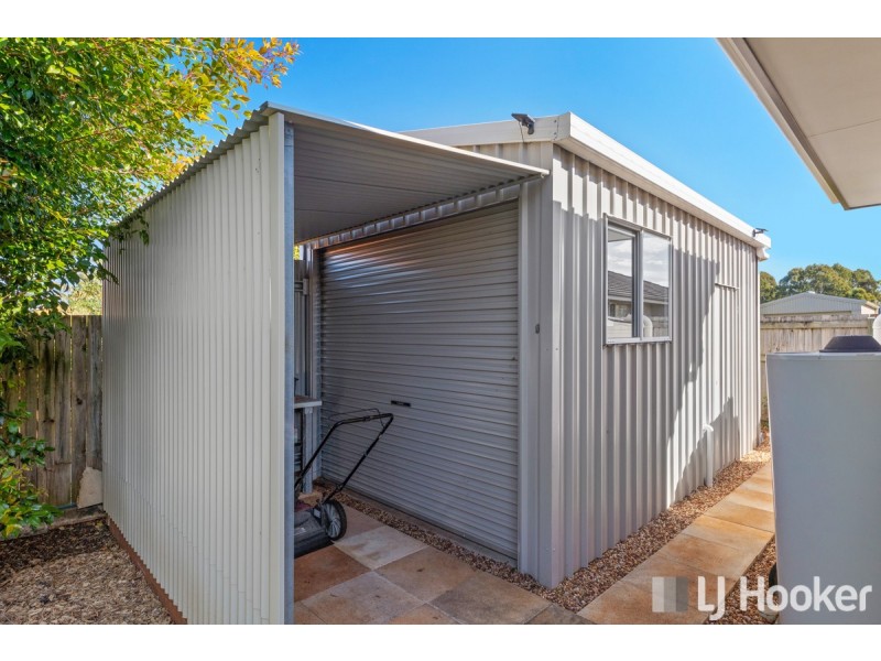 1 Parklink Drive, Redland Bay QLD 4165