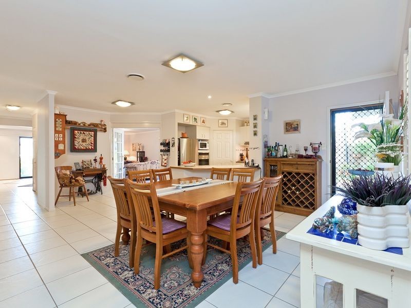 14 Hawkins Place, Thornlands QLD 4164