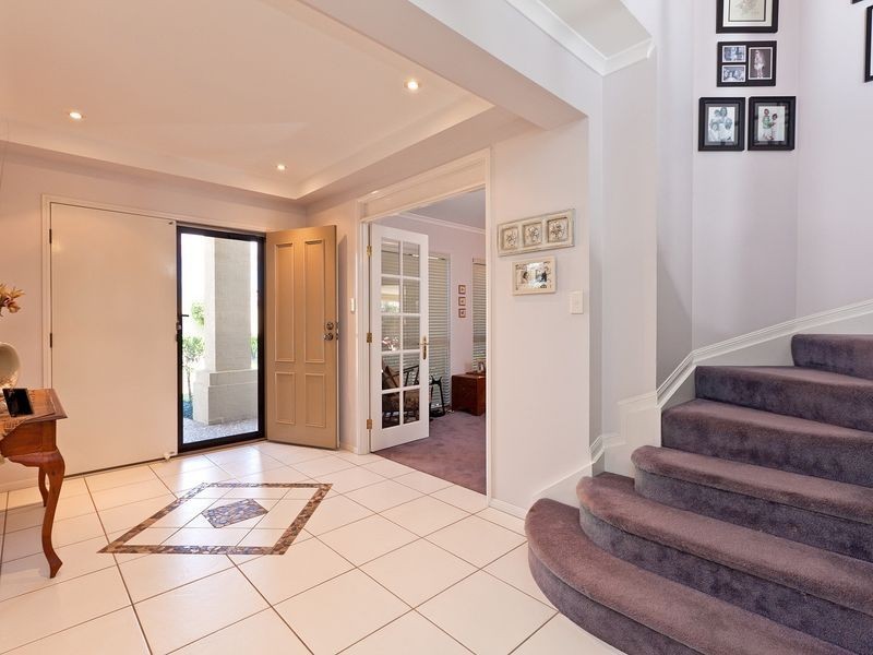 14 Hawkins Place, Thornlands QLD 4164