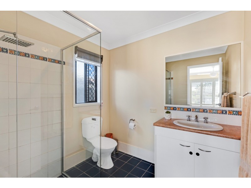 6 Fernwood Court, Victoria Point QLD 4165