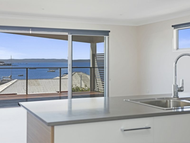 9A Edinburgh Street, Victoria Point QLD 4165