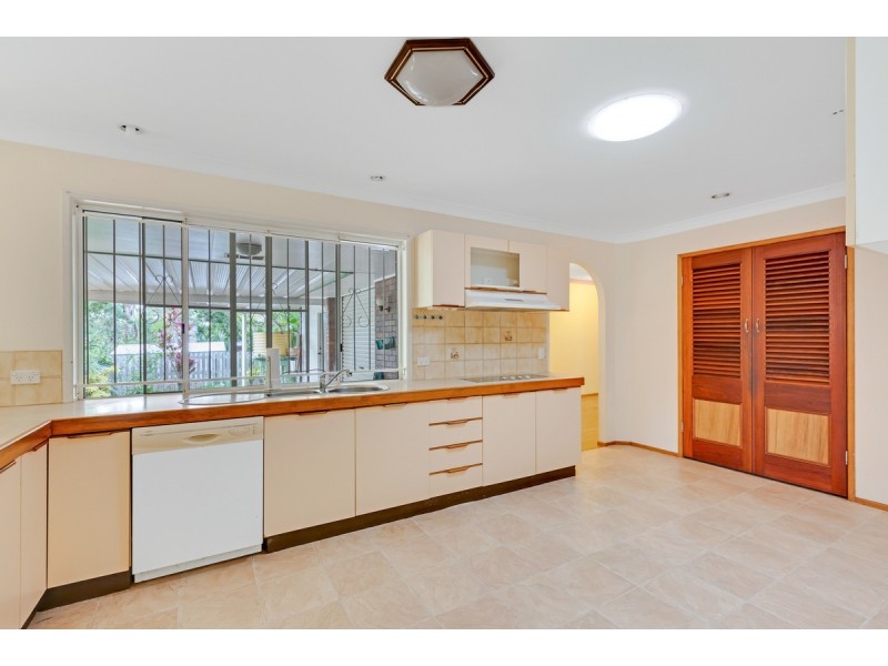 2 Hucker Court, Cleveland QLD 4163