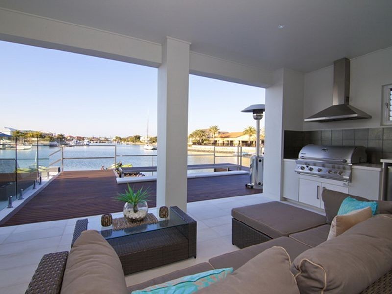 25 Caravel Court, Raby Bay QLD 4163