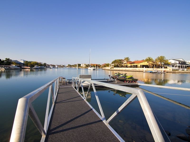 25 Caravel Court, Raby Bay QLD 4163