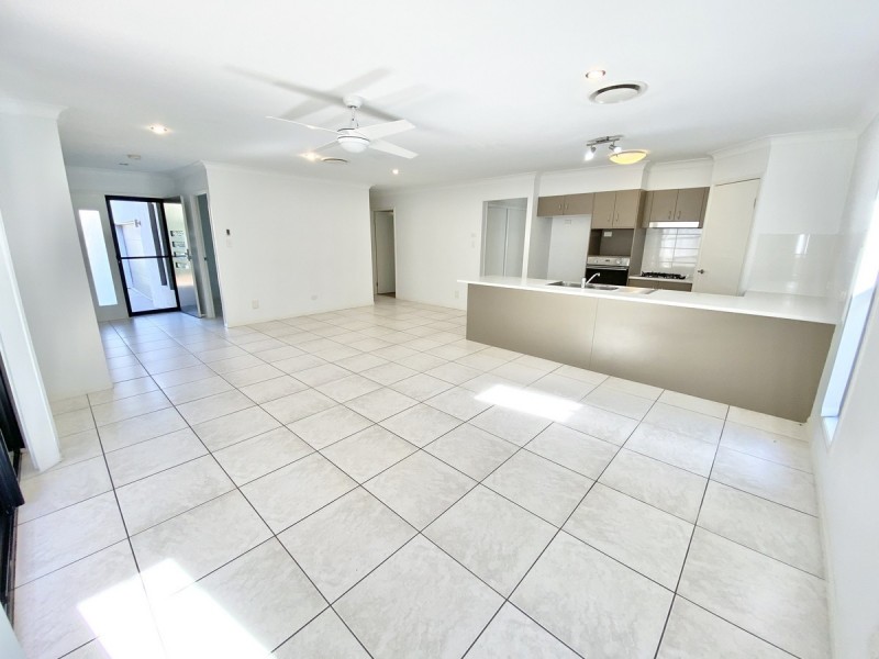 2/118 Beach Street, Cleveland QLD 4163