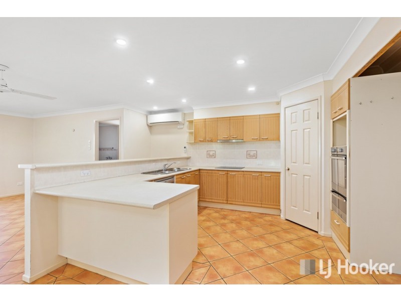 7 Hilary Avenue, Redland Bay QLD 4165