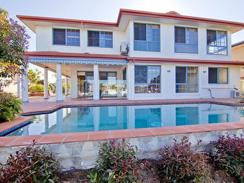 12 Plymouth Court, Raby Bay QLD 4163