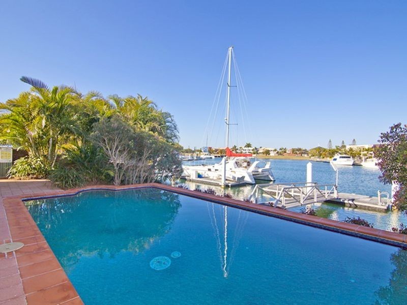 12 Plymouth Court, Raby Bay QLD 4163