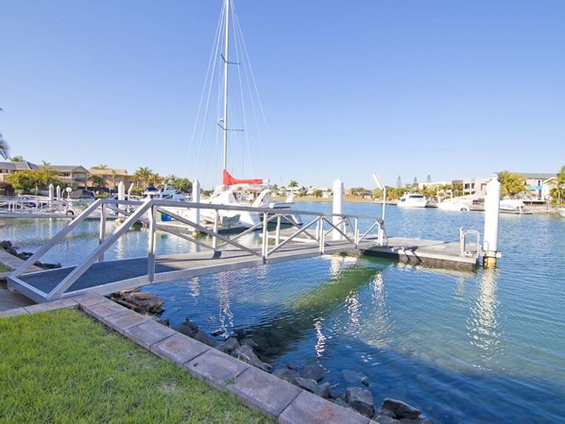 12 Plymouth Court, Raby Bay QLD 4163