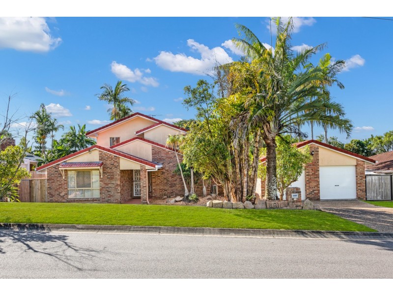 7 Hawk Parade, Thornlands QLD 4164