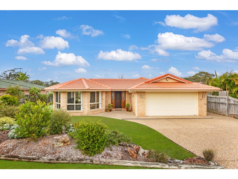 11 Serena Court, Birkdale QLD 4159