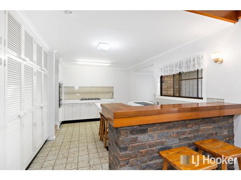 11 Lake View Drive, Thornlands QLD 4164