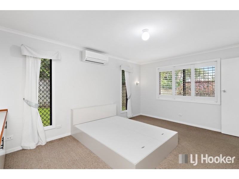 11 Lake View Drive, Thornlands QLD 4164