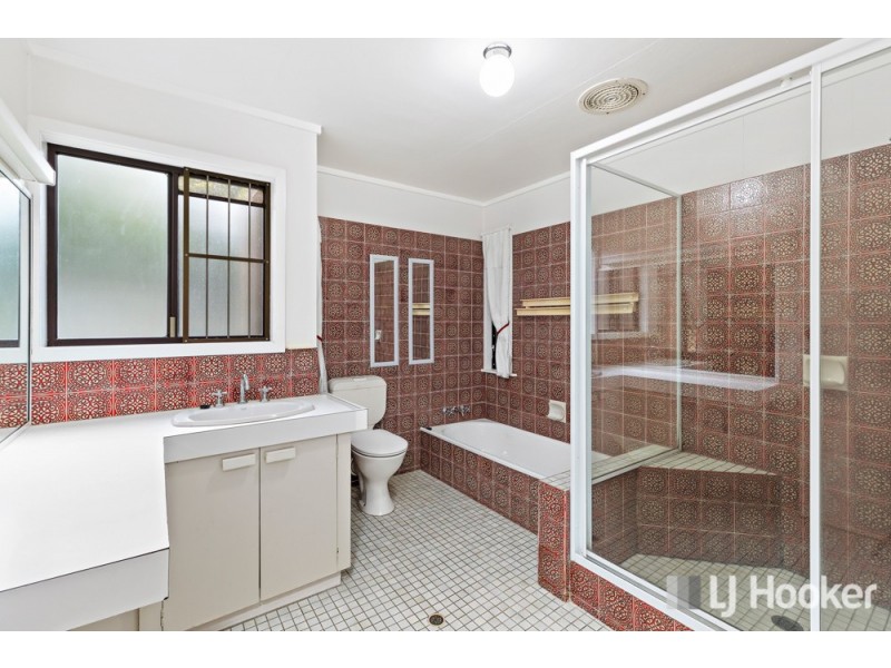 11 Lake View Drive, Thornlands QLD 4164