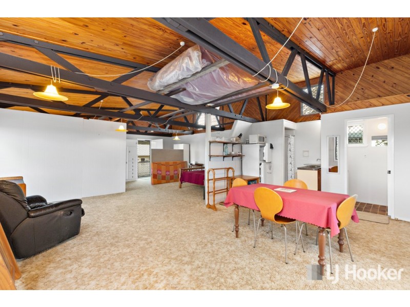 11 Lake View Drive, Thornlands QLD 4164