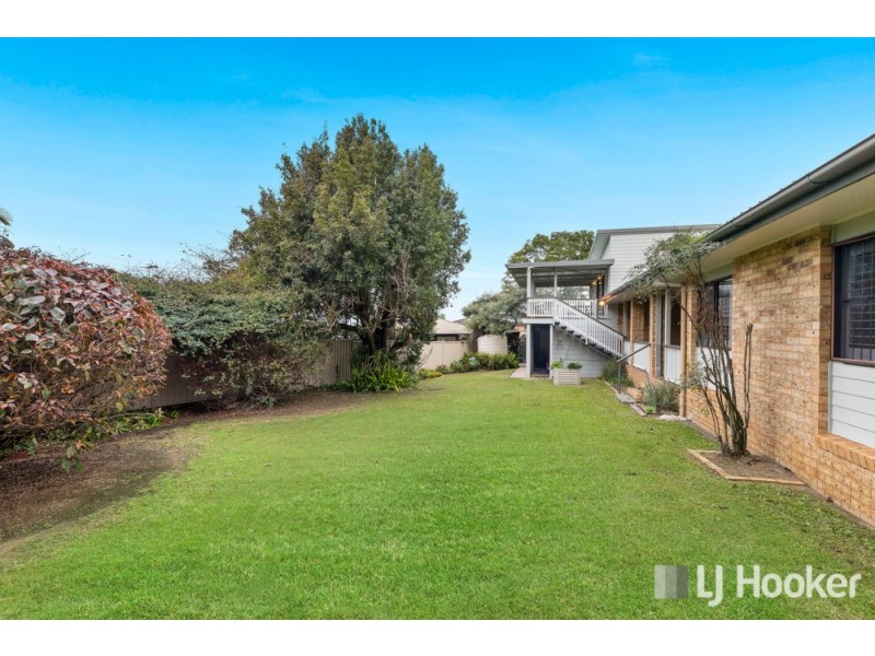 11 Lake View Drive, Thornlands QLD 4164