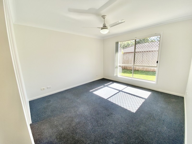 6 Green Place, Redland Bay QLD 4165
