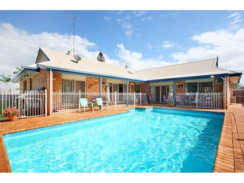 44-46 Cane Street, Redland Bay QLD 4165