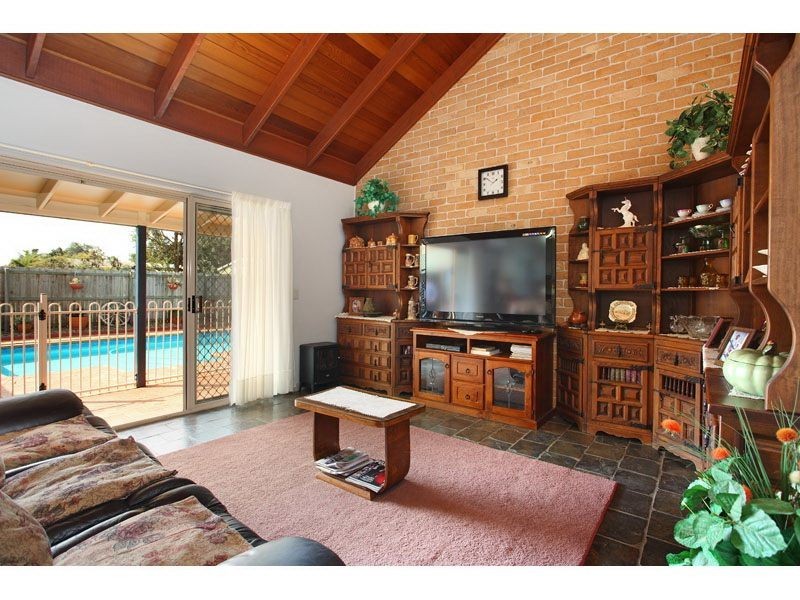 44-46 Cane Street, Redland Bay QLD 4165