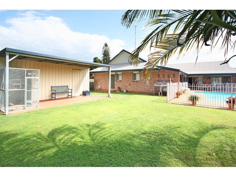 44-46 Cane Street, Redland Bay QLD 4165