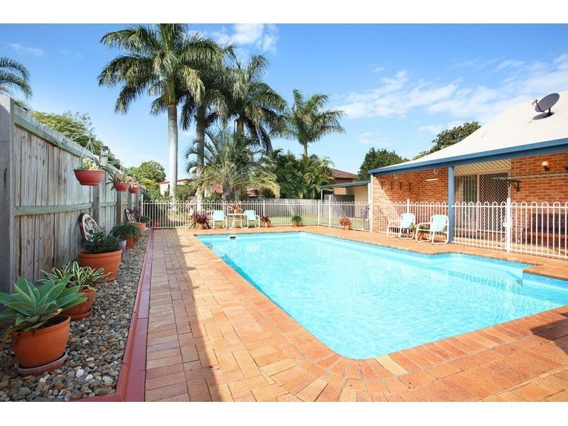 44-46 Cane Street, Redland Bay QLD 4165