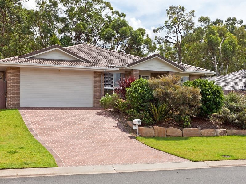 29 Emperor Drive, Redland Bay QLD 4165