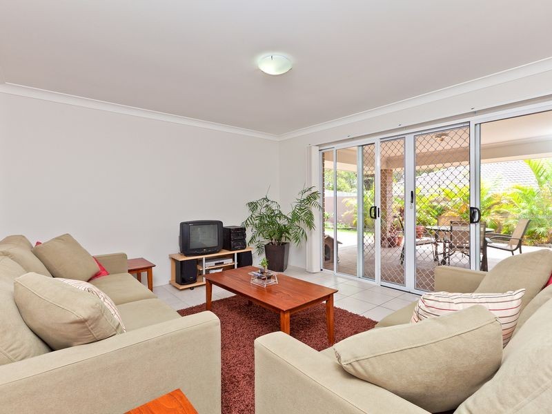 29 Emperor Drive, Redland Bay QLD 4165