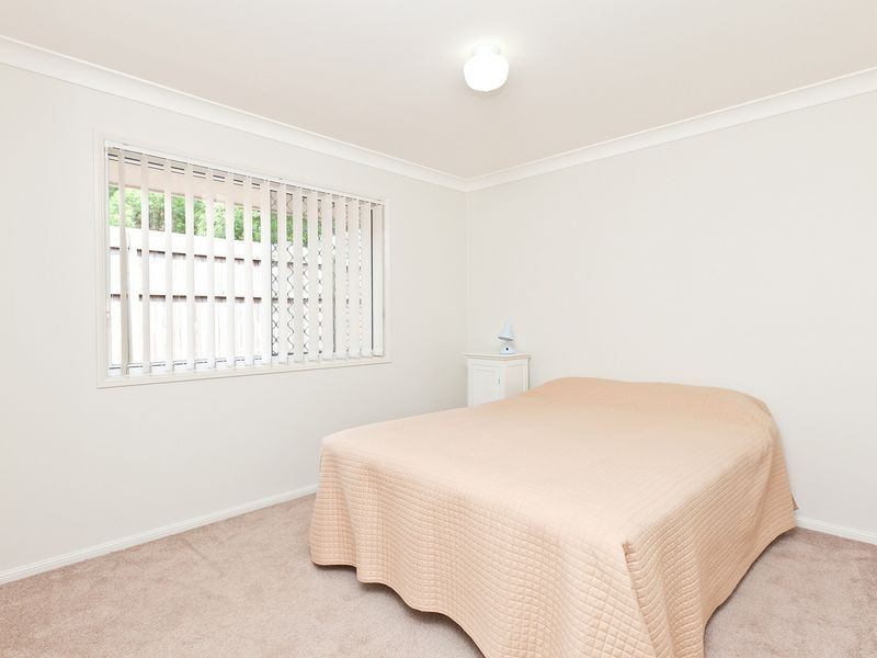 29 Emperor Drive, Redland Bay QLD 4165