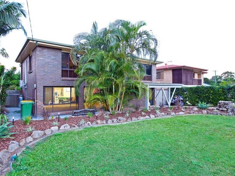 16 Sylvania Street, Wellington Point QLD 4160