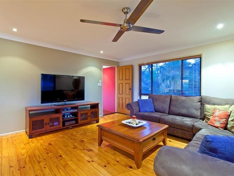 16 Sylvania Street, Wellington Point QLD 4160