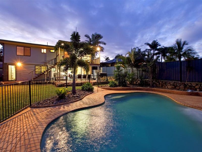 16 Sylvania Street, Wellington Point QLD 4160