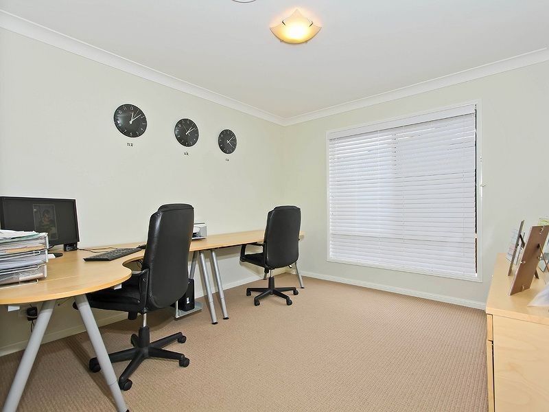 24 Lyndhurst Place, Thornlands QLD 4164