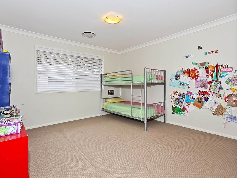 24 Lyndhurst Place, Thornlands QLD 4164