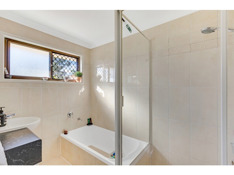 101 Bainbridge Street, Ormiston QLD 4160