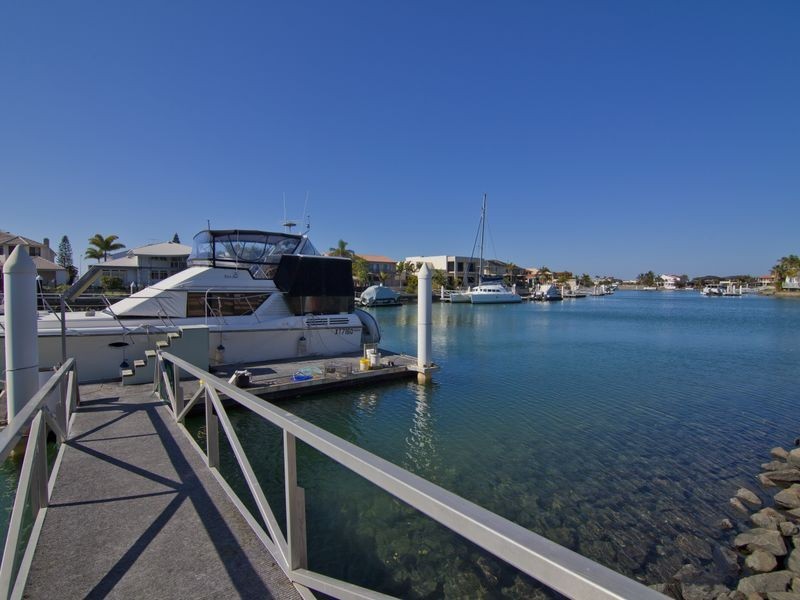 20 Seahaven Court, Raby Bay QLD 4163