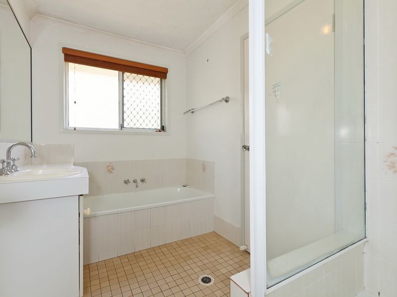 129 Sycamore Parade, Victoria Point QLD 4165