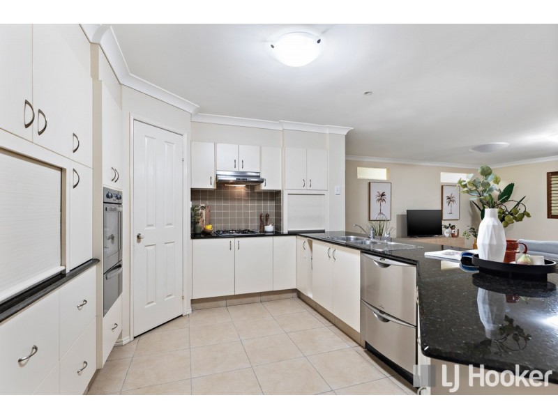 4 Water Gum Place, Thornlands QLD 4164