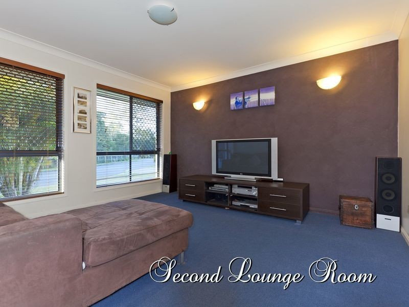 9 McConechy Drive, Victoria Point QLD 4165