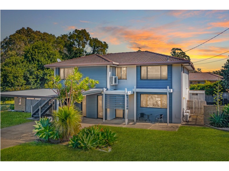 2 Downing Street, Birkdale QLD 4159