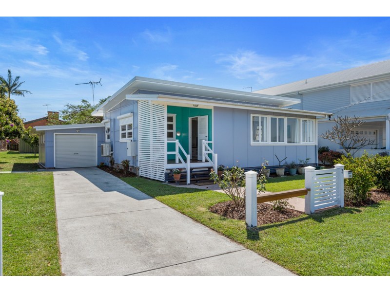 3 Pelican Street, Victoria Point QLD 4165