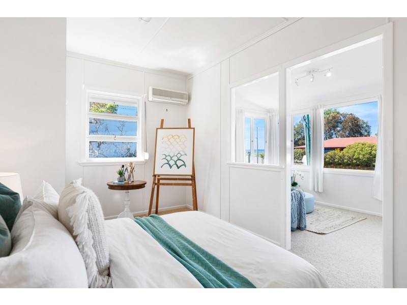 3 Pelican Street, Victoria Point QLD 4165