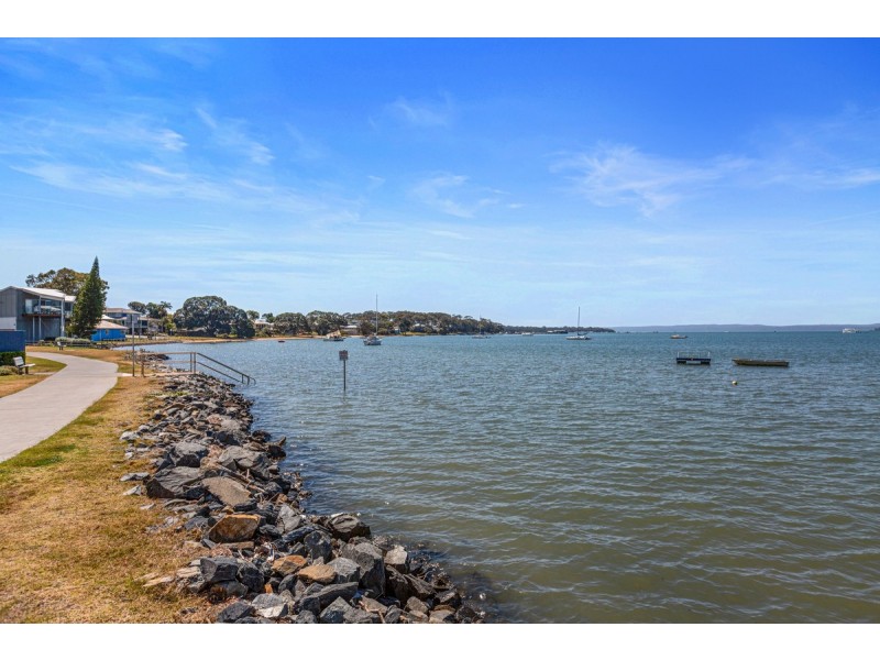 3 Pelican Street, Victoria Point QLD 4165