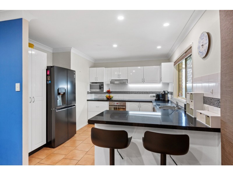 2 Eastern Court, Wellington Point QLD 4160